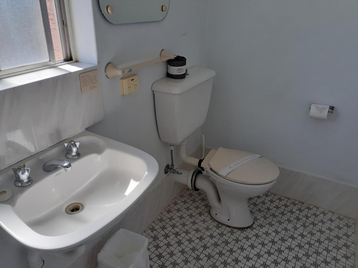 Crest Motor Inn Queanbeyan Εξωτερικό φωτογραφία