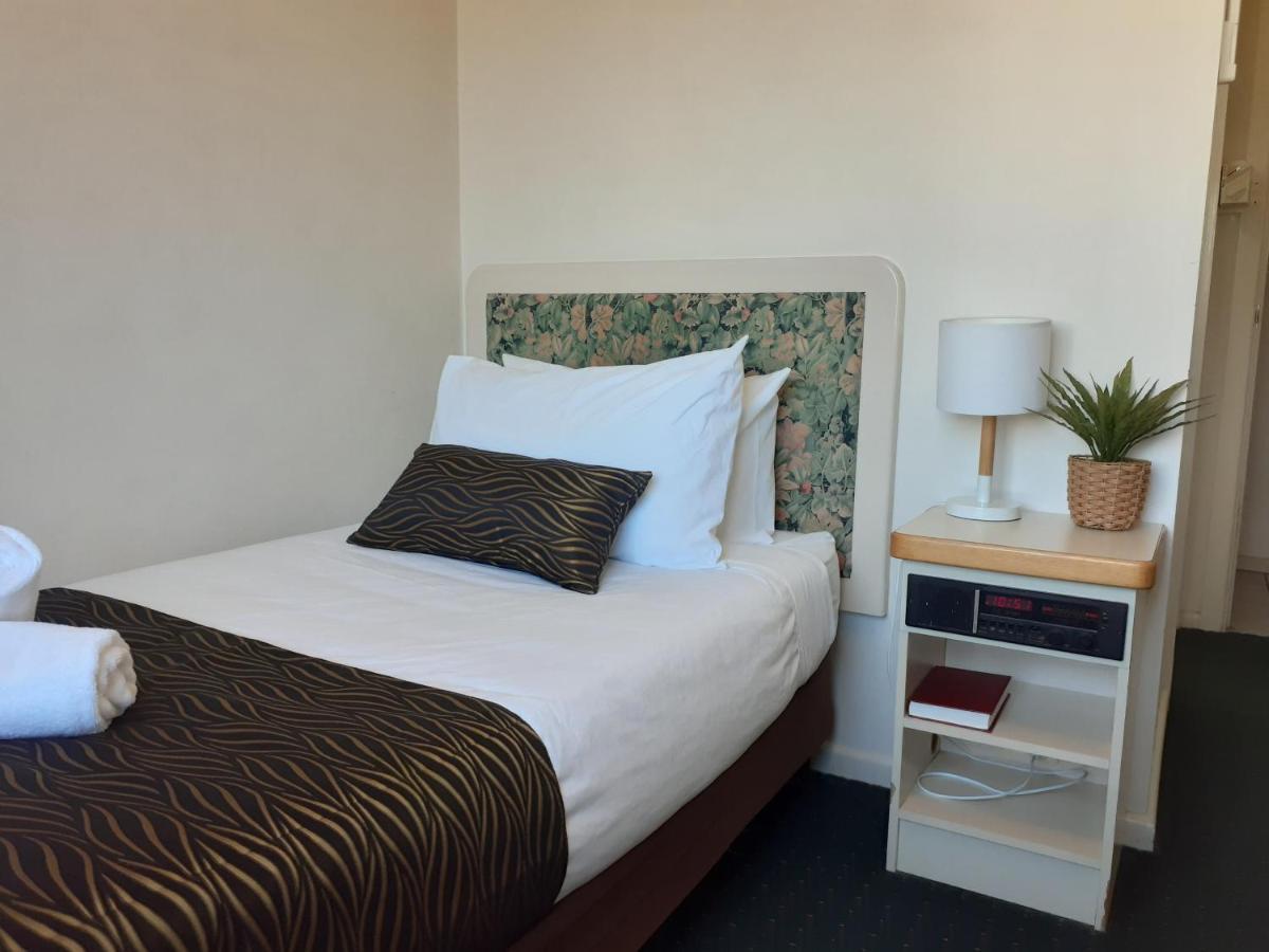 Crest Motor Inn Queanbeyan Εξωτερικό φωτογραφία