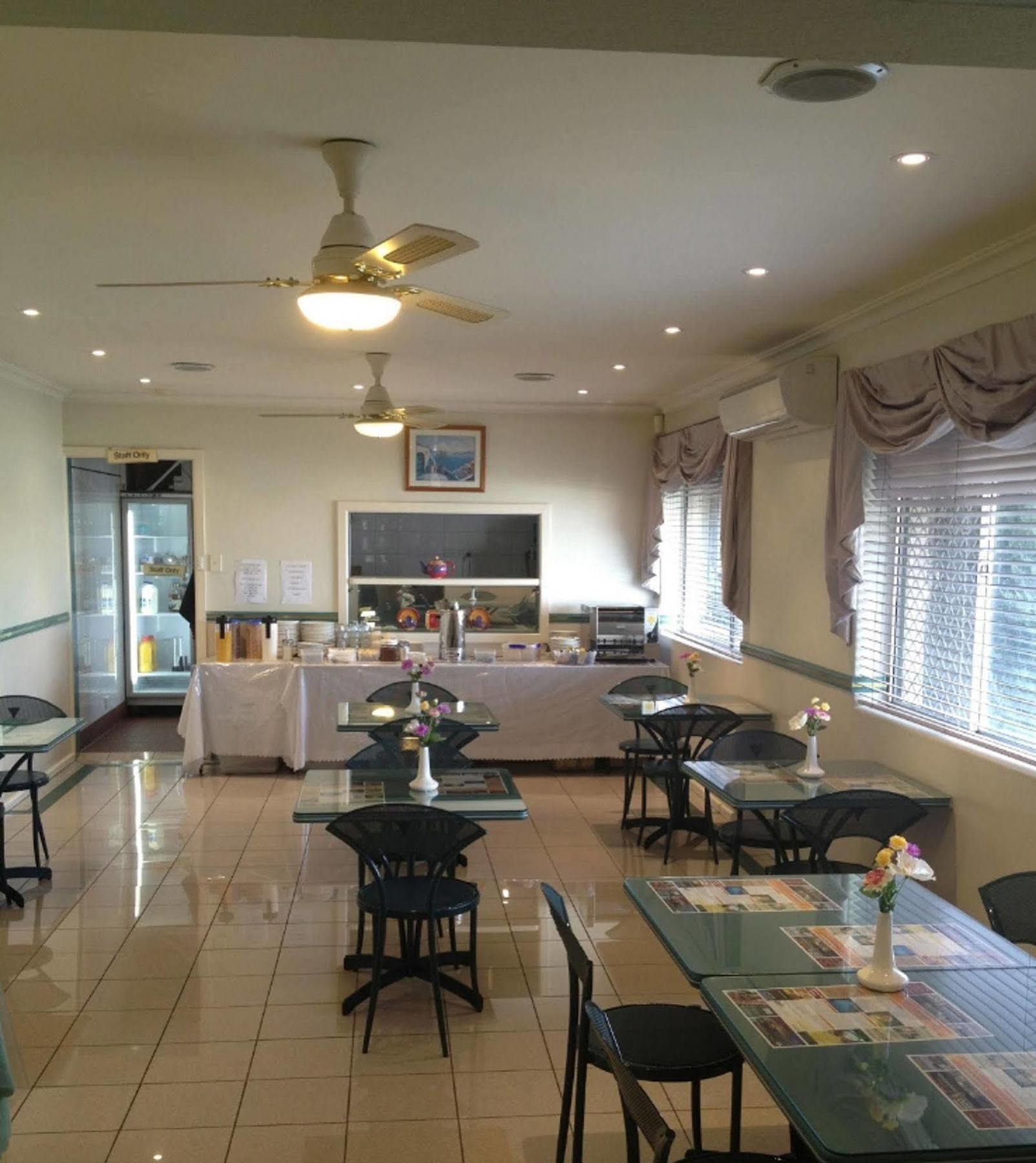 Crest Motor Inn Queanbeyan Εξωτερικό φωτογραφία