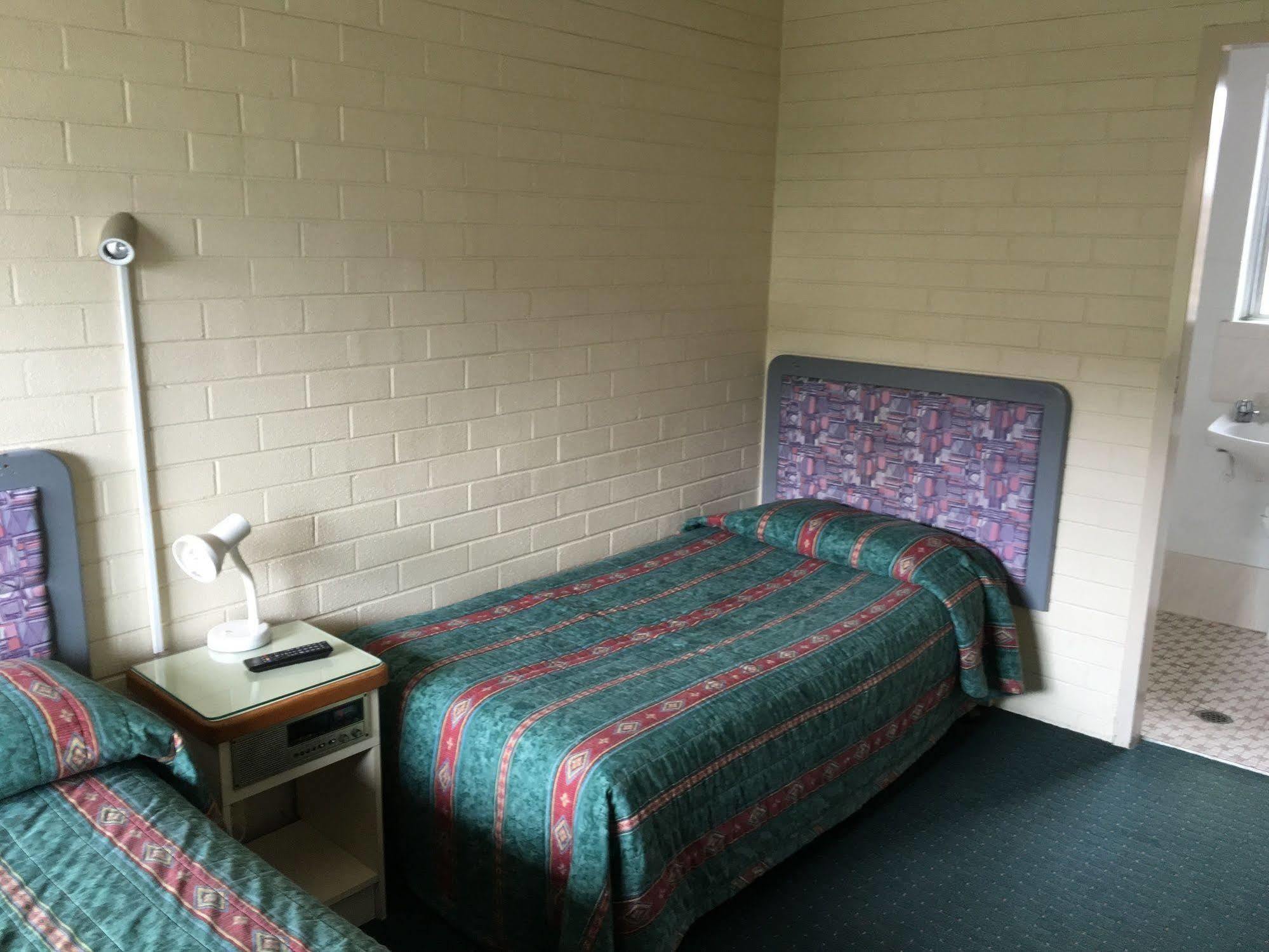Crest Motor Inn Queanbeyan Εξωτερικό φωτογραφία